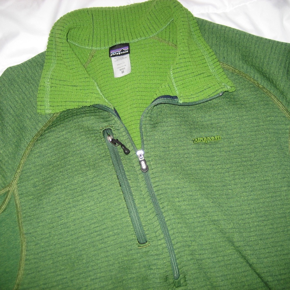 Patagonia Mens R1 Pullover Green Quarter Zip